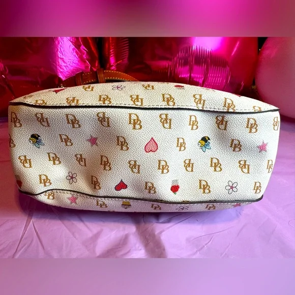 Dooney & Bourke Gretta Novelty Kiley Hobo Bag ❤️ 🧁🐝 ⭐️ DB Logo Shoulder Bag RARE - Picture 9 of 14